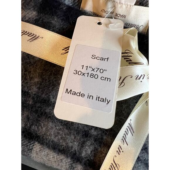 Large Italian Wool Fringed Paid Scarf Light Gray - Picture 5 of 6